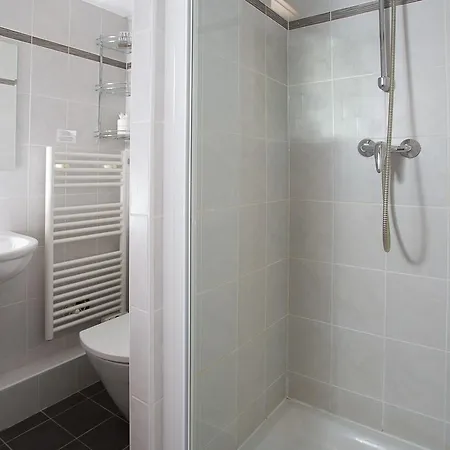 Appartement Le Paradis - Year *